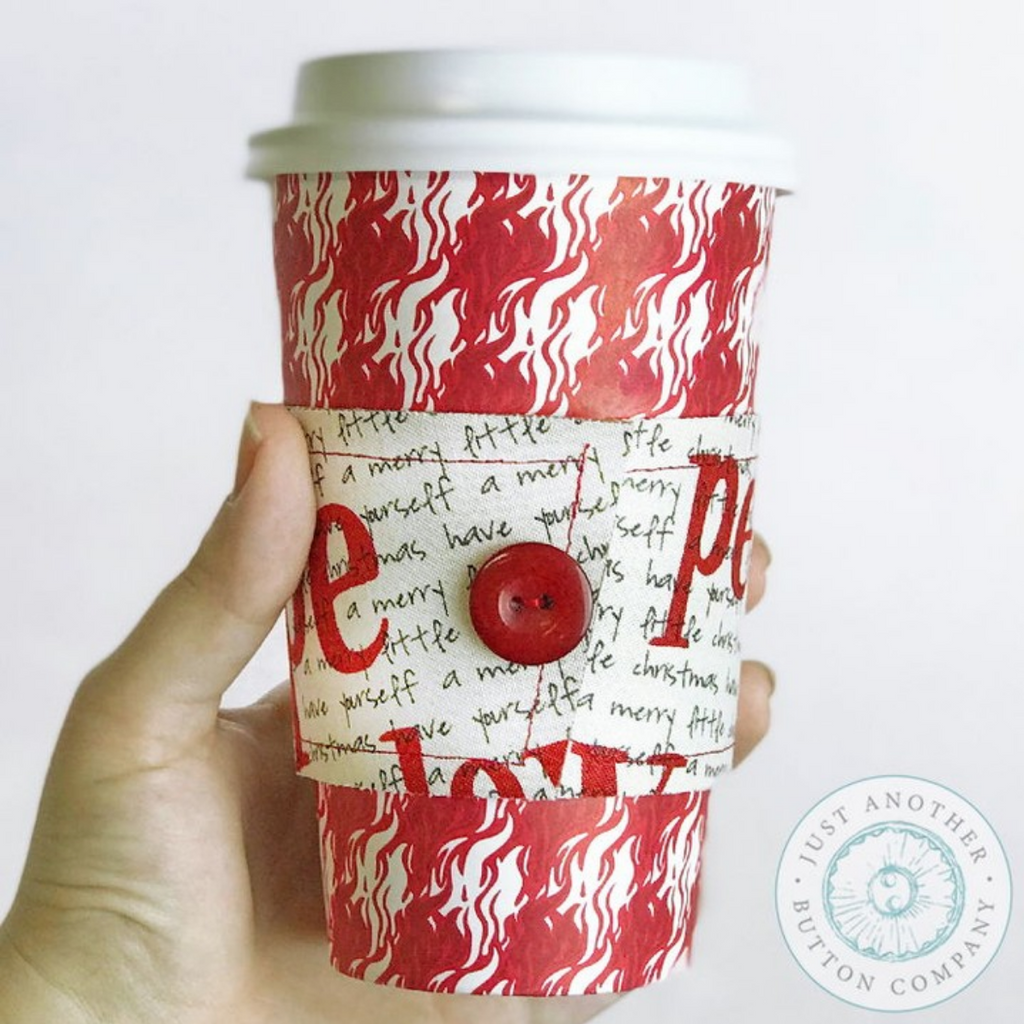 Button Lover's Club: Words with Buttons Warm Cup Cozy